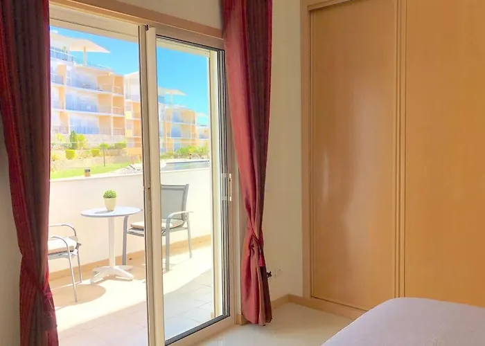 L Amazing Terrasse With Jacuzzi Encosta Da Orada Apartment Albufeira