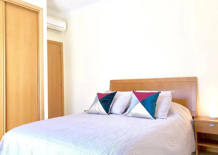 Apartment L Amazing Terrasse With Jacuzzi Encosta Da Orada