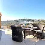 L Amazing Terrasse With Jacuzzi Encosta Da Orada *