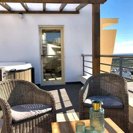 L Amazing Terrasse With Jacuzzi Encosta Da Orada 아파트